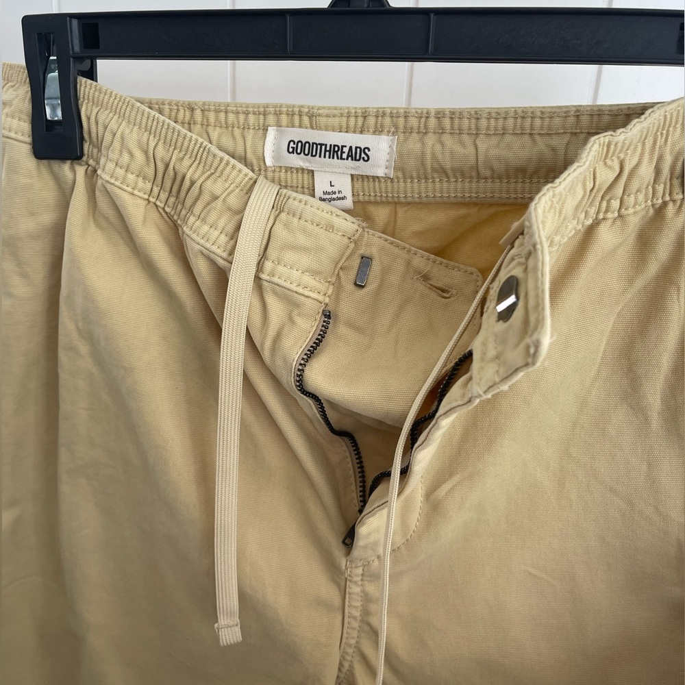 NWT Goodthreads Khaki Shorts - Men’s LARGE - Picture 3 of 11